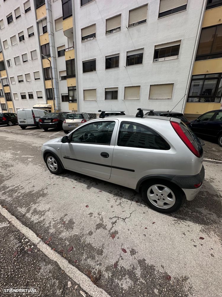 Opel Corsa 1.2 16V Confort - 5