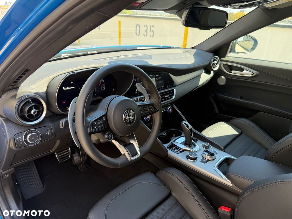 Alfa Romeo Giulia 2.0 Turbo Veloce Q4 - 11