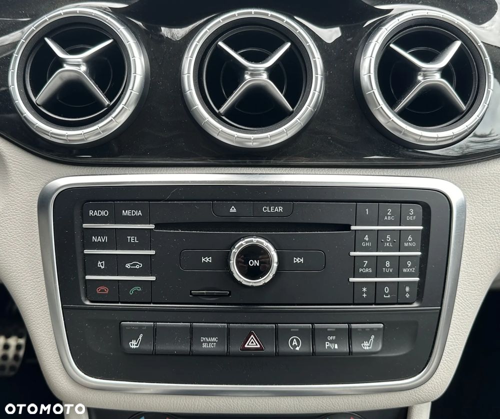 Mercedes-Benz CLA 220 d 7G-DCT AMG Line - 17