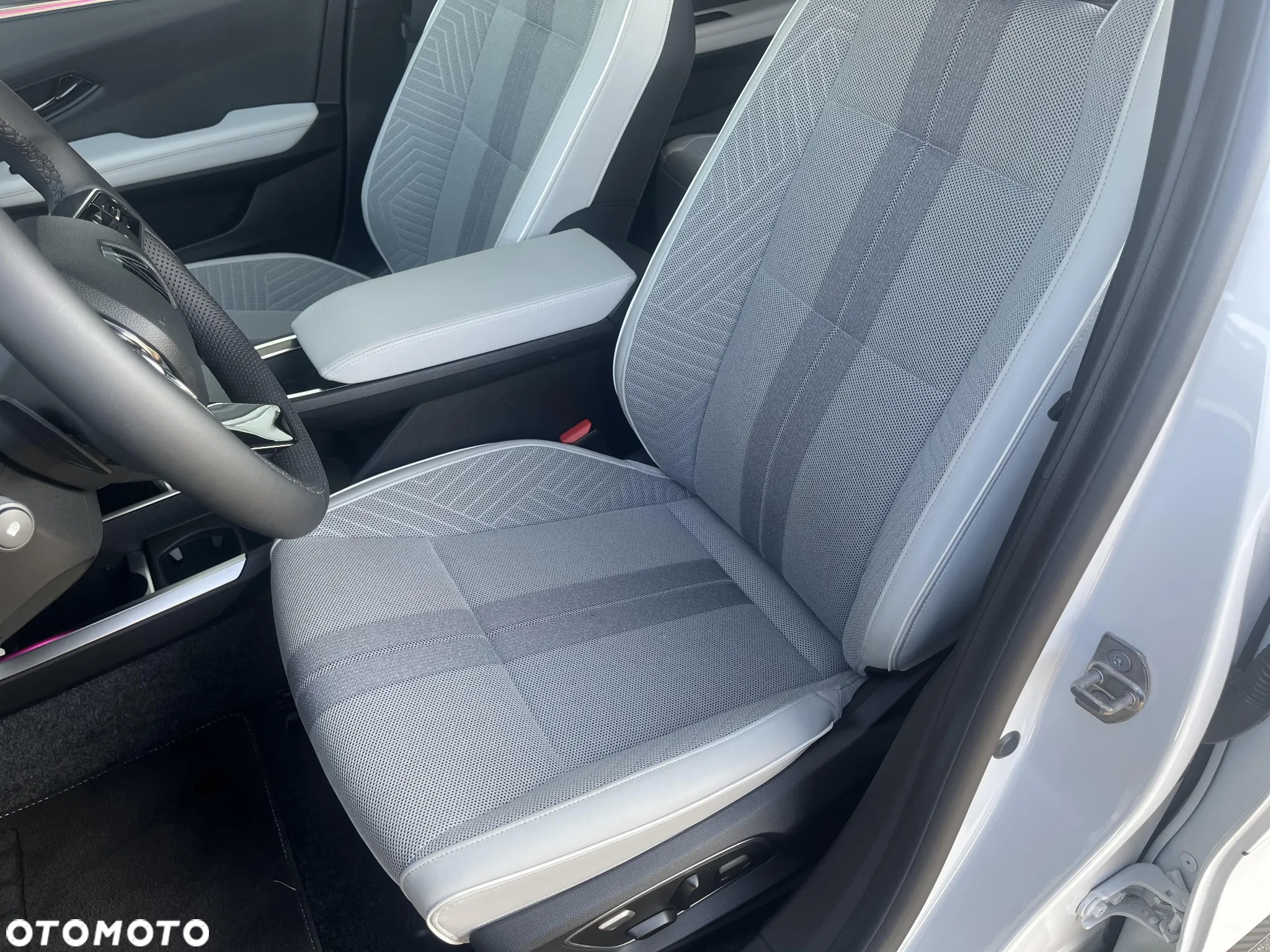 Renault Scenic EV87 Iconic - 12