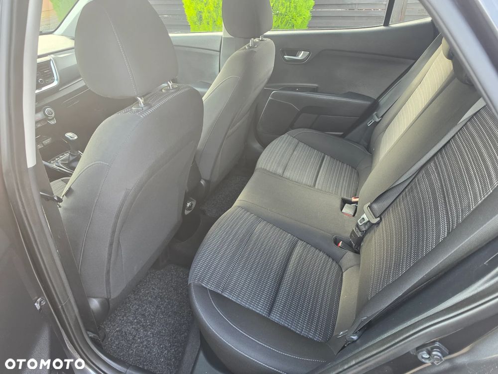Kia Stonic - 9
