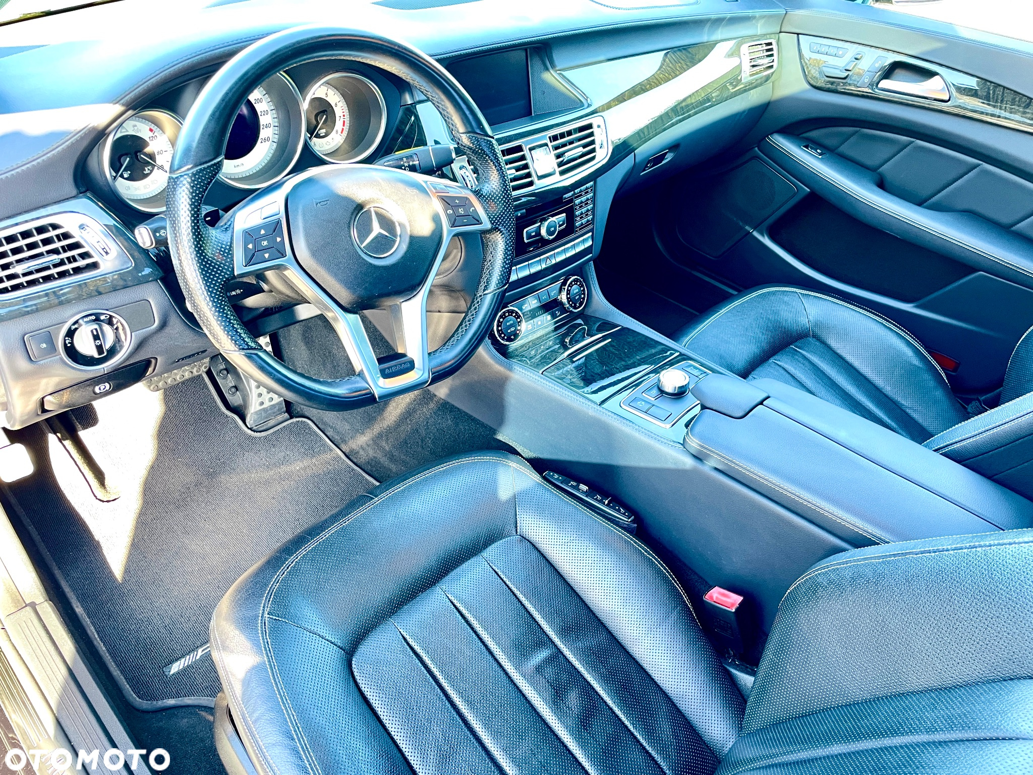 Mercedes-Benz CLS 350 BlueEffICIENCY - 27