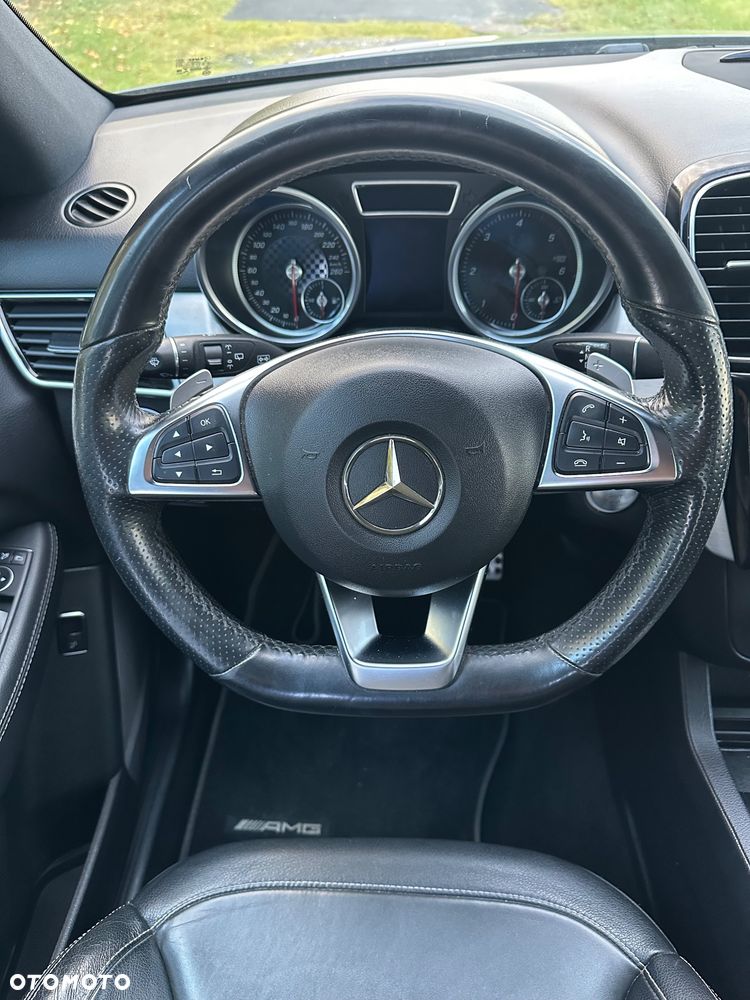 Mercedes-Benz GLE - 14