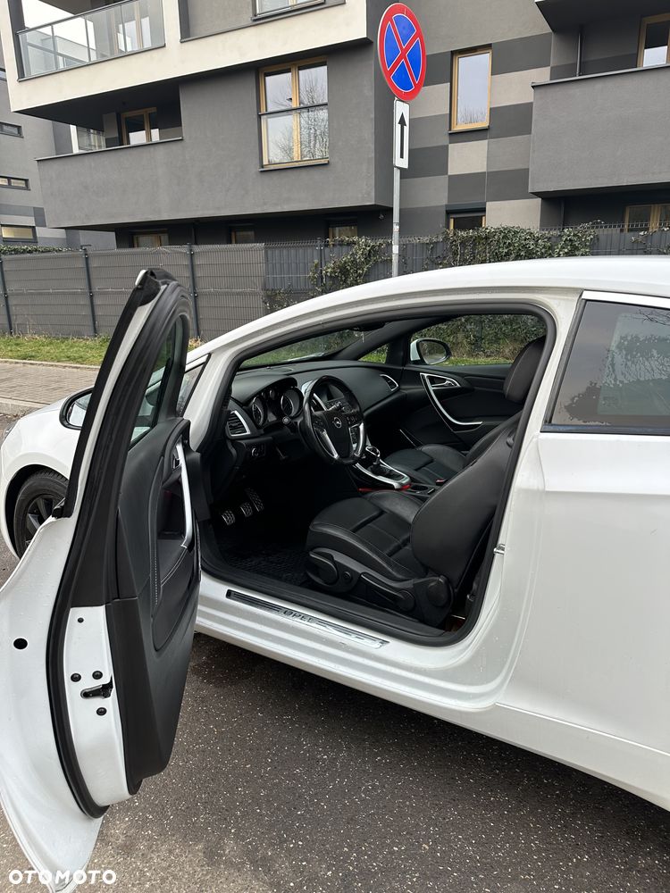 Opel Astra 2.0 CDTI ecoFLEX Start/Stop - 11