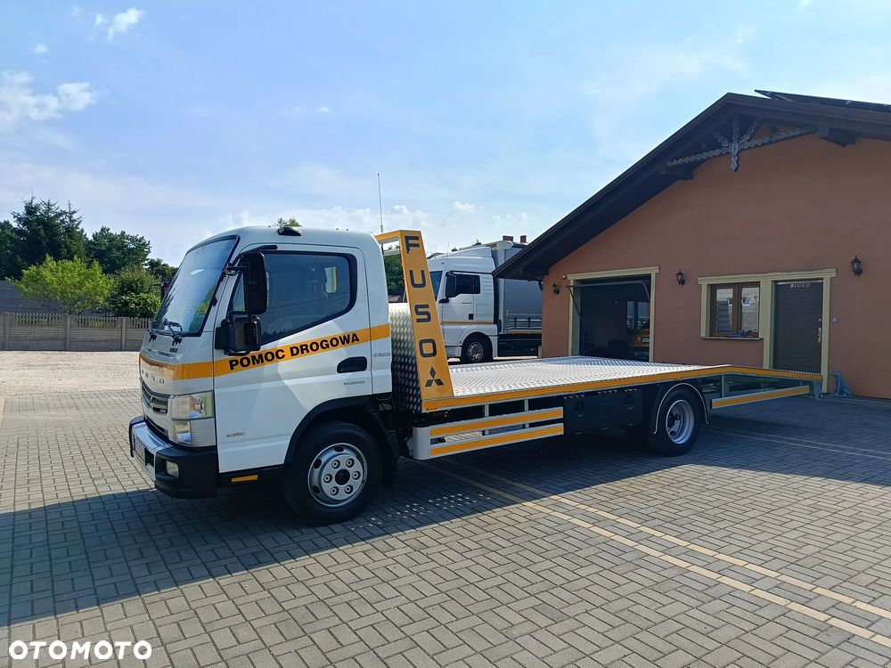 Mitsubishi FUSO CANTER 9C18 - 1