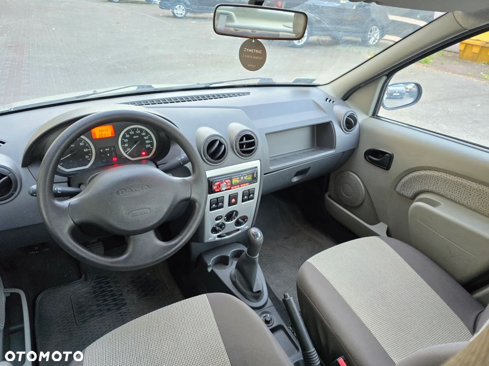 Dacia Logan 1.5 dCi Laureate Pioneer - 13