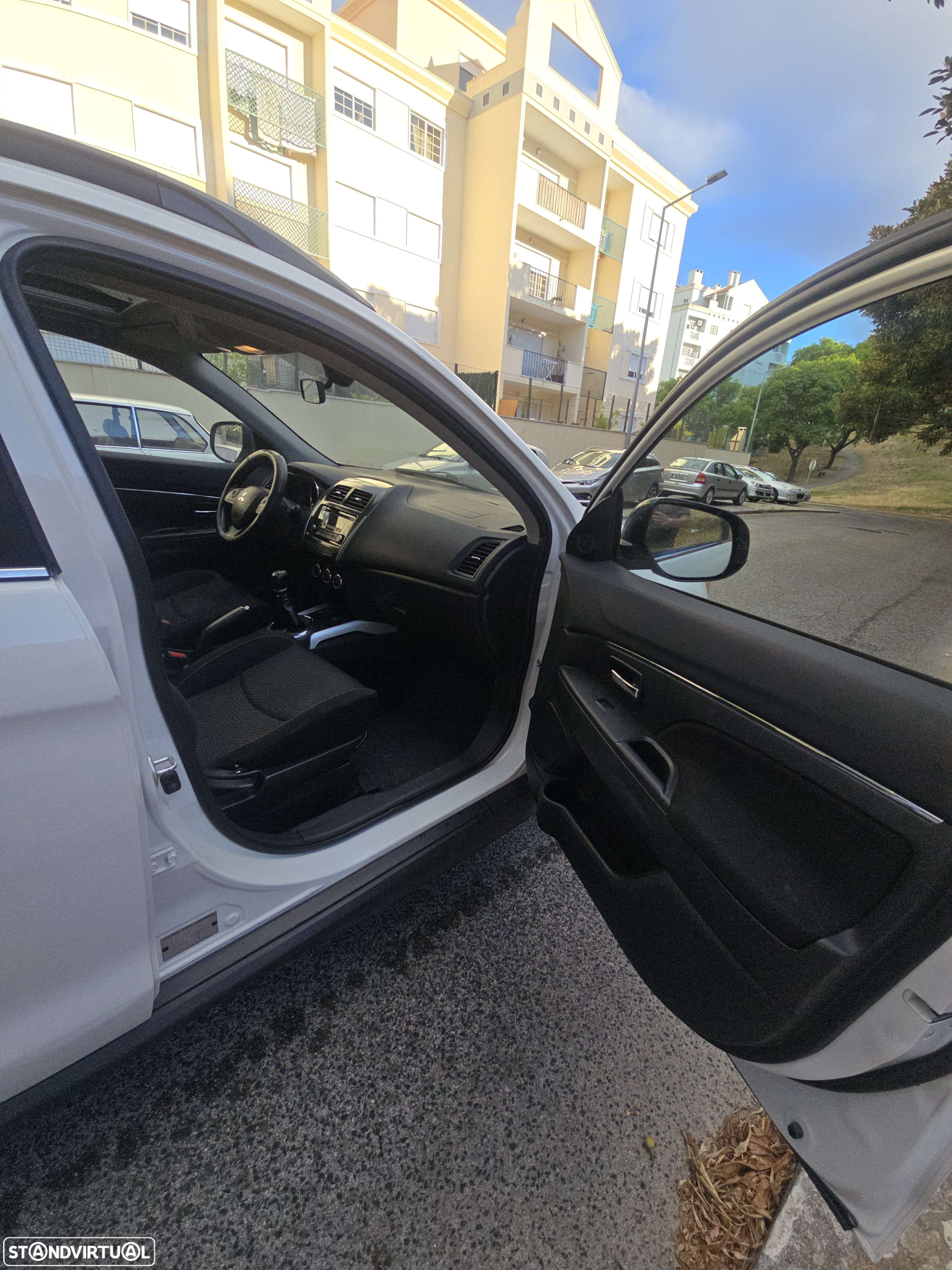 Mitsubishi ASX 1.8 DI-D Intense - 13