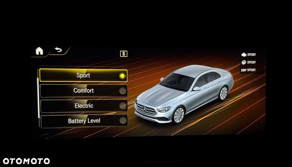 Mercedes-Benz Klasa E 300 Business Edition - 40