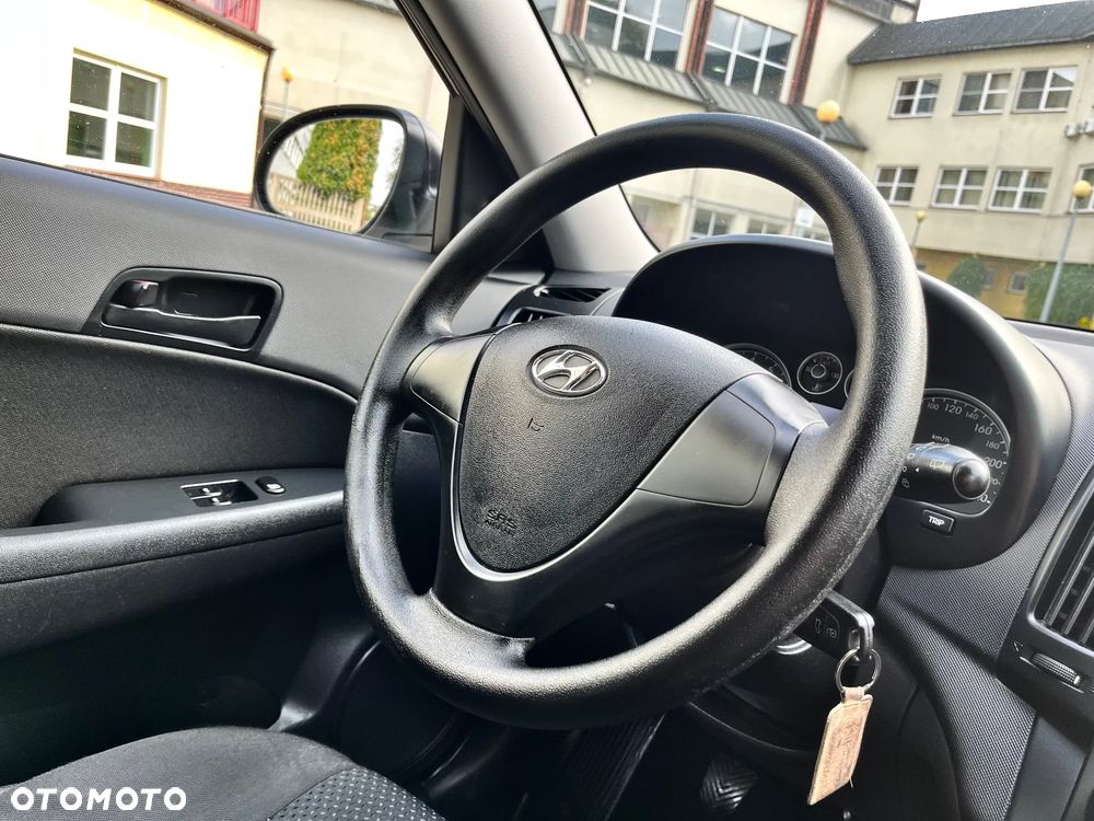 Hyundai i30 1.4 Edition 20 - 12