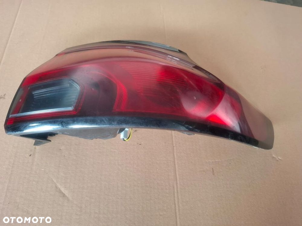 LAMPA TYLNA PRAWA PRAWY TYŁ LED LEDOWA OPEL ZAFIRA III C 39033315 - 3