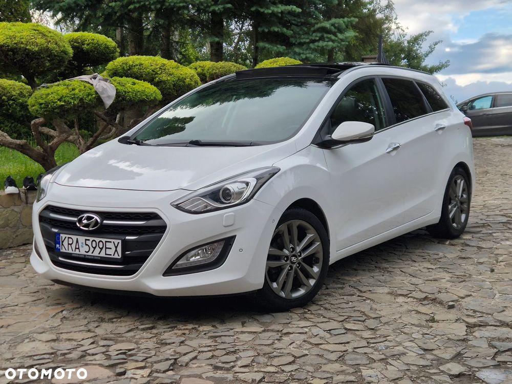 Hyundai i30 blue Kombi 1.6 CRDi DCT Premium - 2