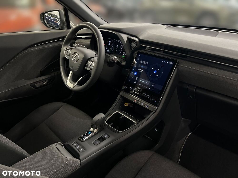 Lexus LBX 2024