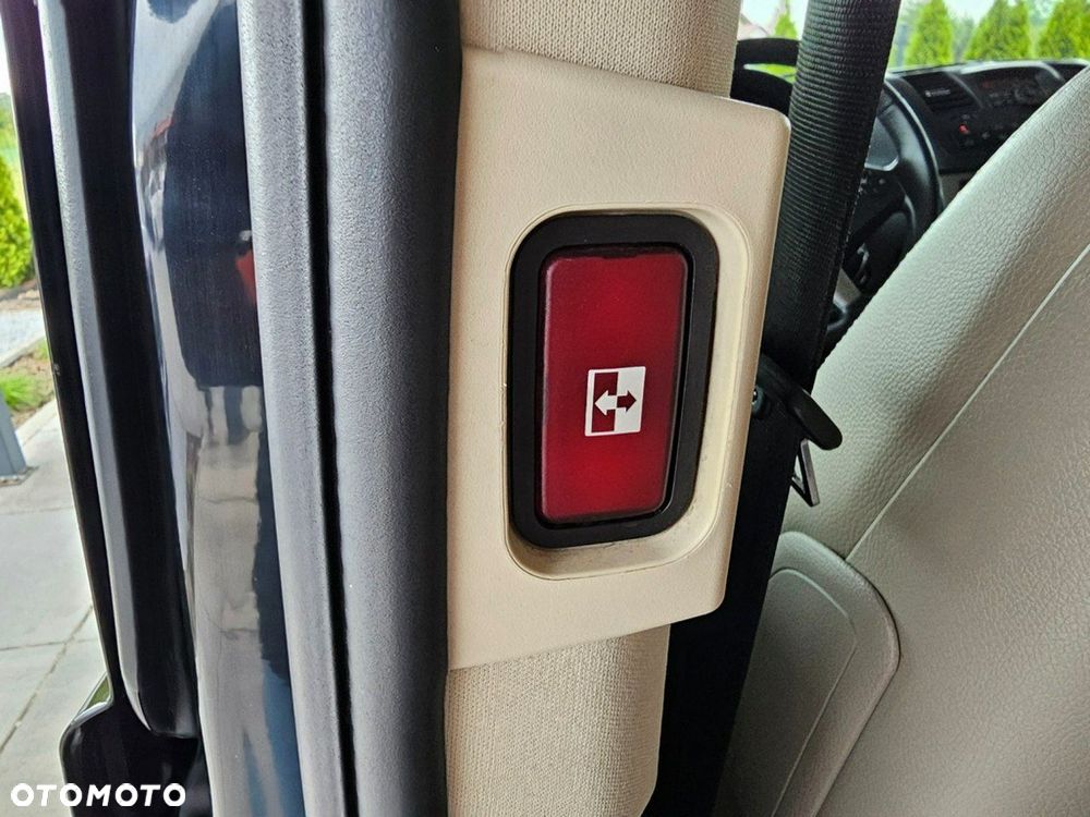 Mercedes-Benz Viano - 23