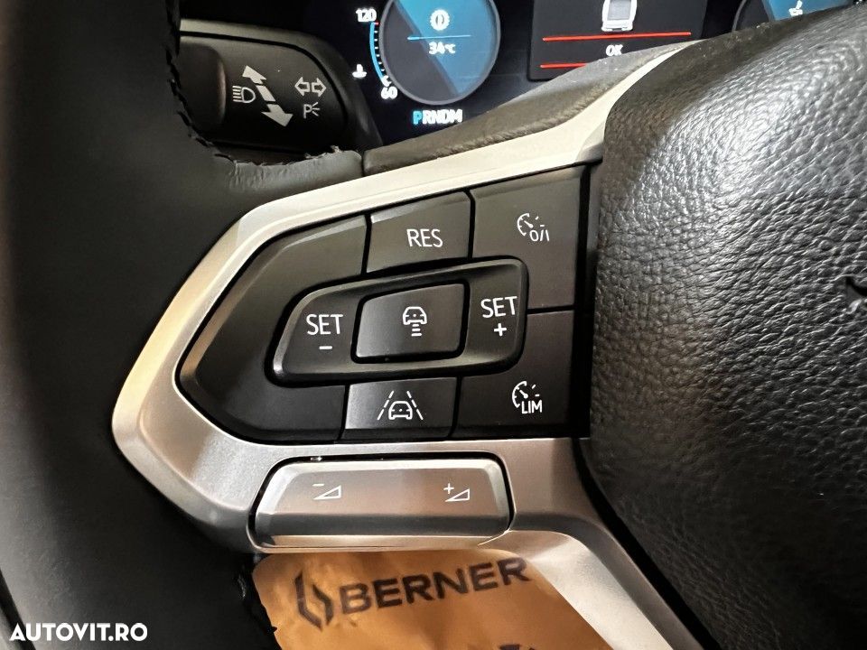 Volkswagen Amarok - 10