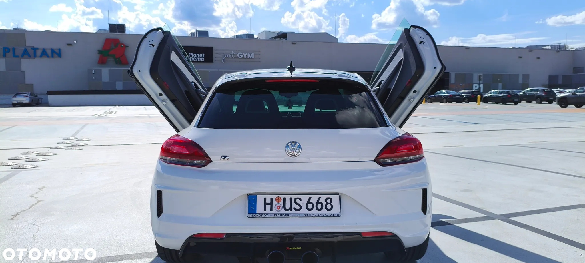Volkswagen Scirocco 1.4 TSI Perfectline R-Style - 12