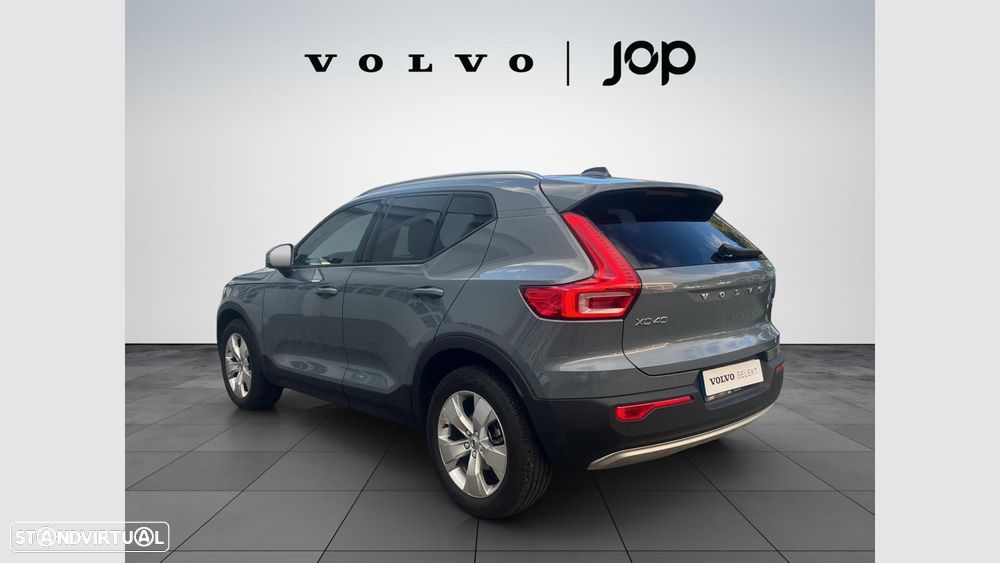 Volvo XC 40 1.5 T3 Momentum Geartronic - 3