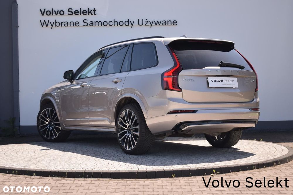 Volvo XC 90 - 7