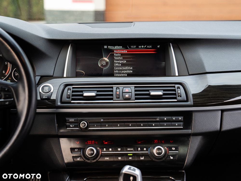 BMW Seria 5 520d xDrive Sport Line - 34