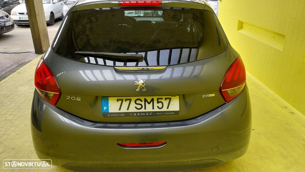 Peugeot 208 1.2 PureTech Active - 19