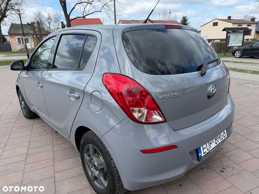 Hyundai i20 1.25 Wersja Jubileuszowa - 24