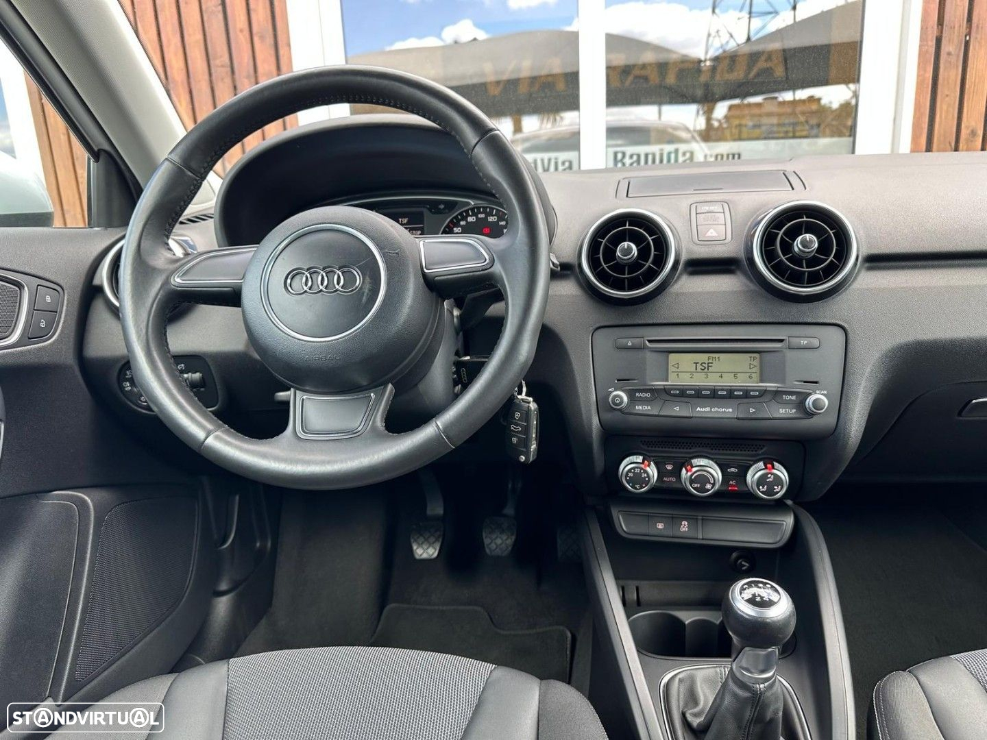 Audi A1 1.6 TDI Advance - 13