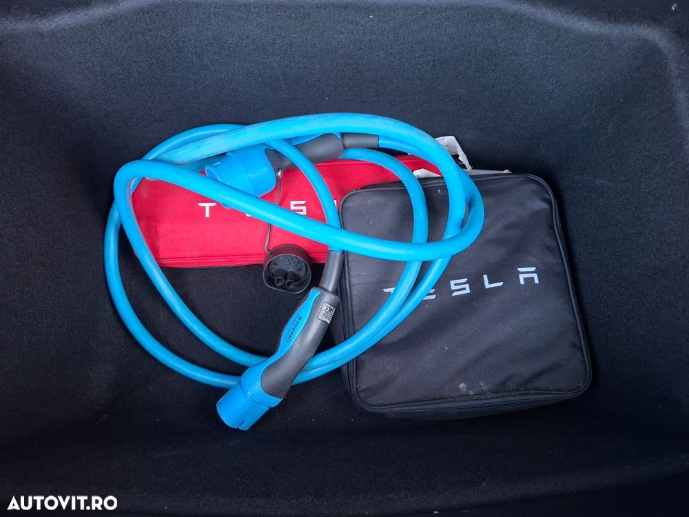 Tesla Model 3 Standard Reichweite Plus Hinterradantrieb - 18