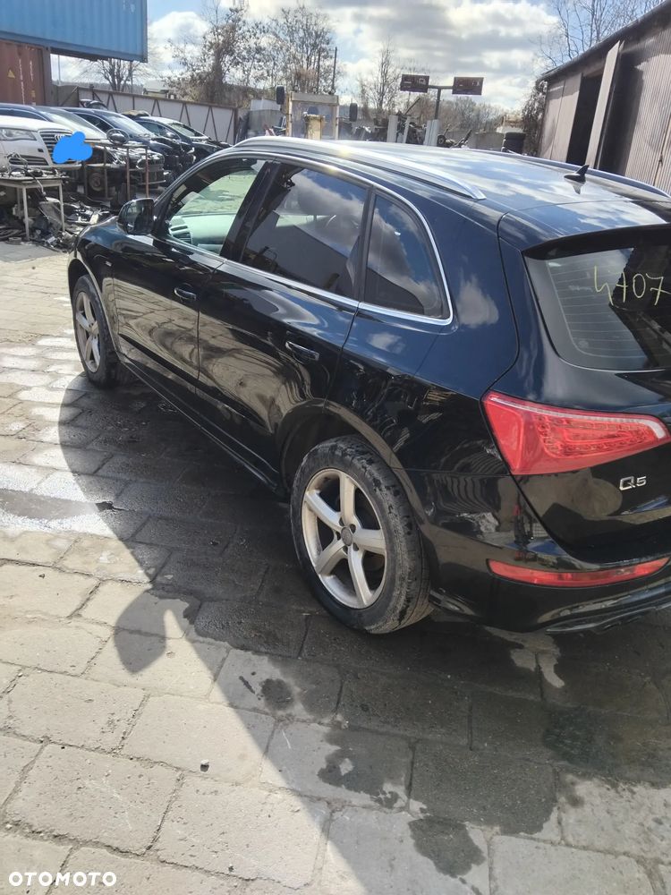 Maska zderzak błotnik drzwi LZ9Y audi Q5 8R - 3