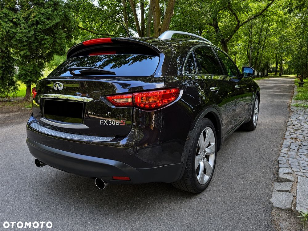 Infiniti FX FX30d S - 3