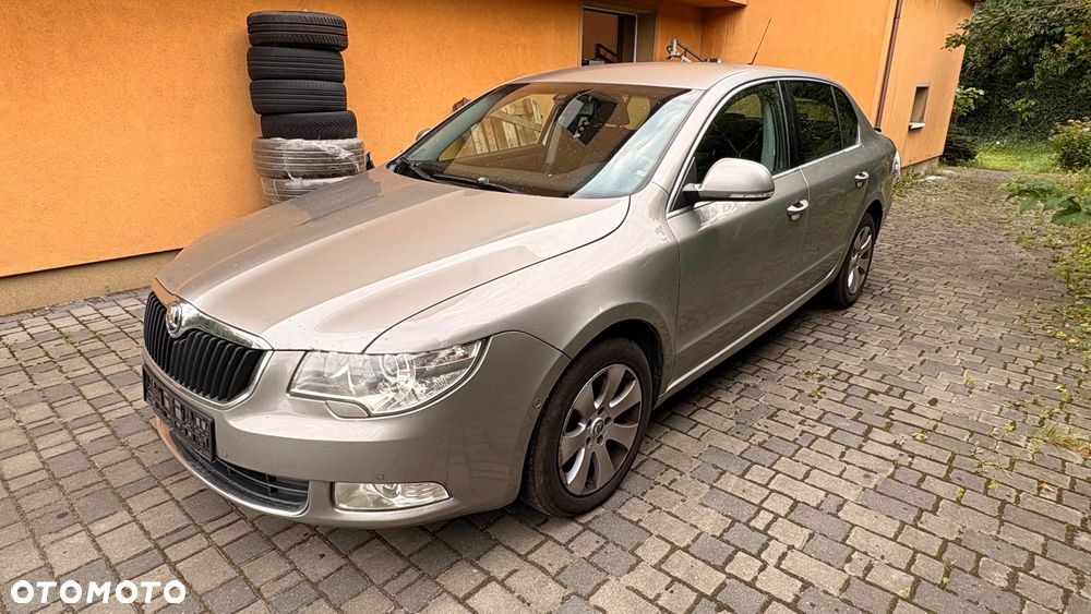 Skoda Superb 2.0 TDI Ambition - 3