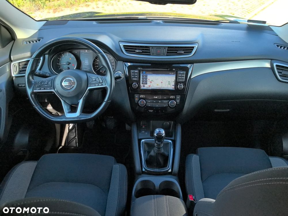 Nissan Qashqai 1.6 DIG-T N-Connecta - 21