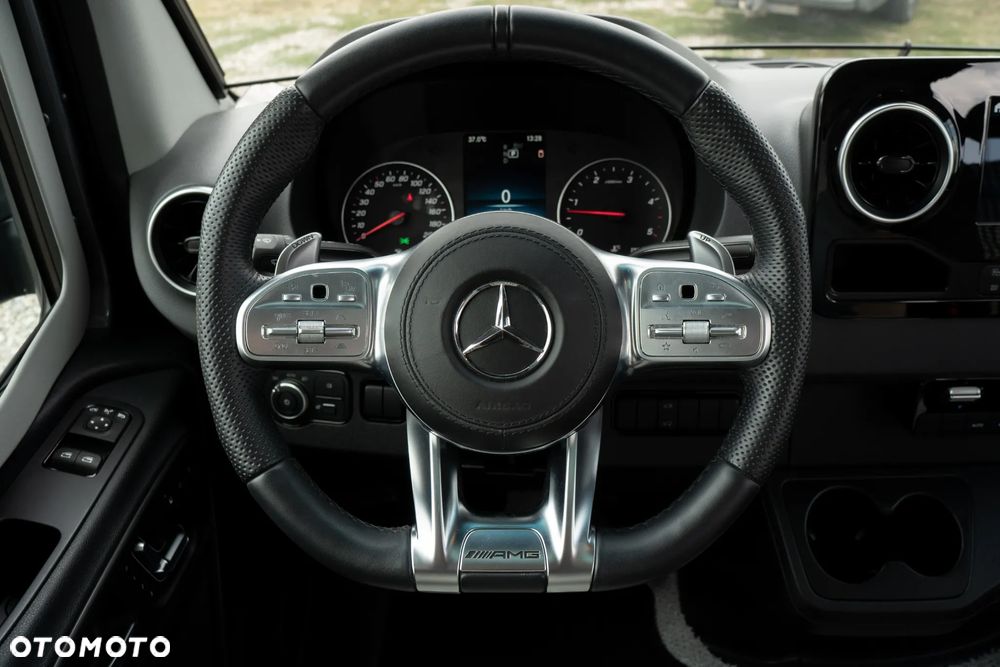 Mercedes-Benz Sprinter - 18