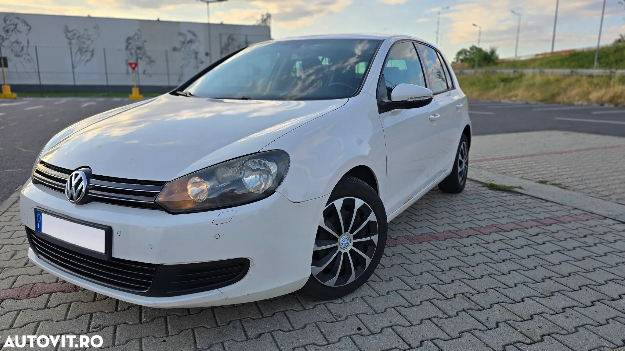 Volkswagen Golf - 3