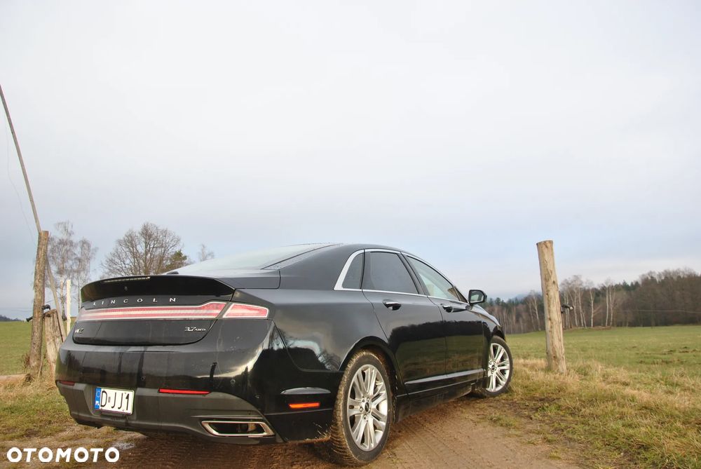Lincoln MKZ - 25