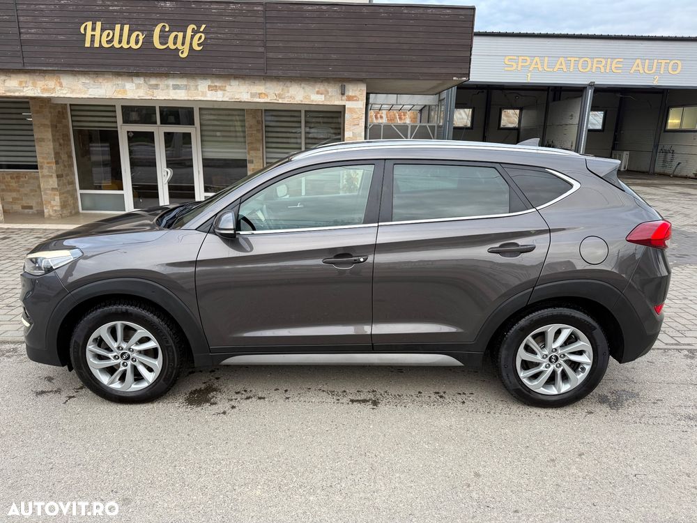 Hyundai Tucson blue 1.7 CRDi 2WD DCT Style - 37
