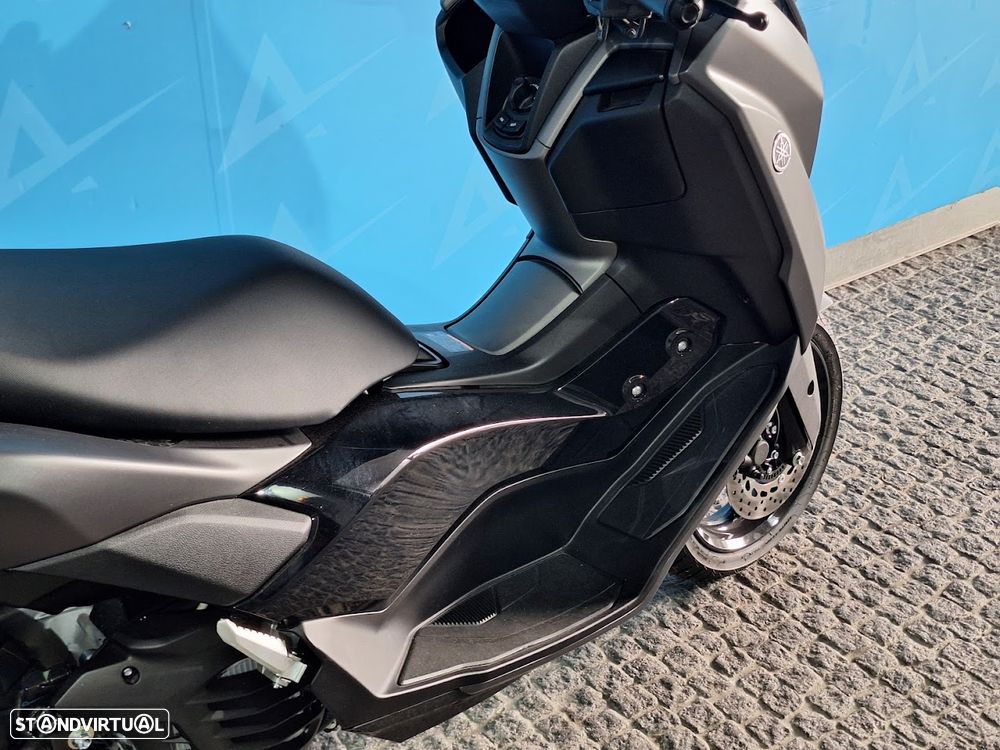 Yamaha NMAX 125 - 3
