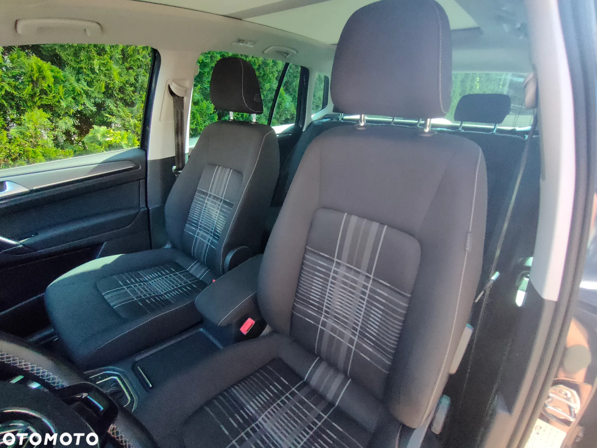 Volkswagen Golf Sportsvan 2.0 TDI BlueMotion Technology DSG Lounge - 20