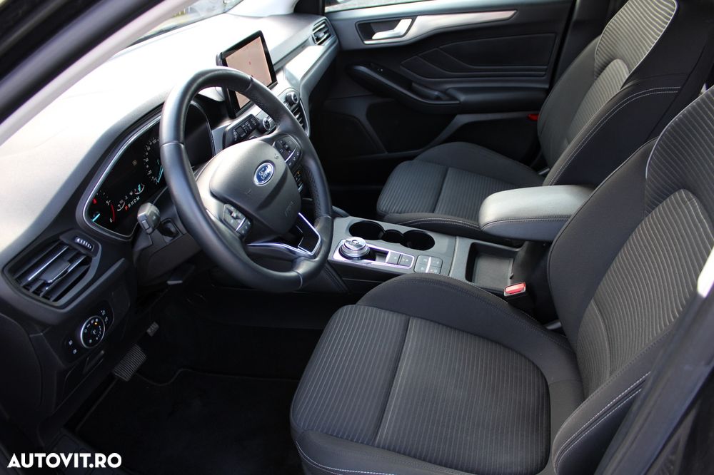 Ford Focus - 10