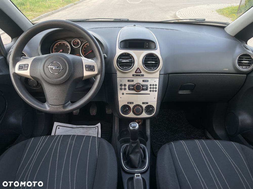 Opel Corsa 1.2 16V Cool - 10