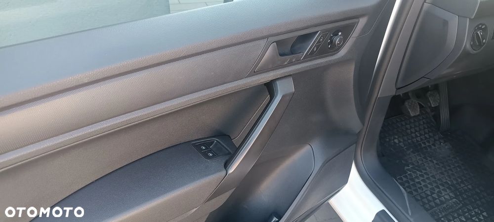 Volkswagen CADDY MAXI - 4