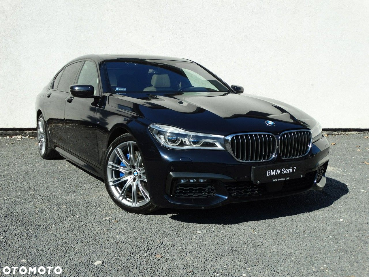 BMW Seria 7 750Li xDrive - 9