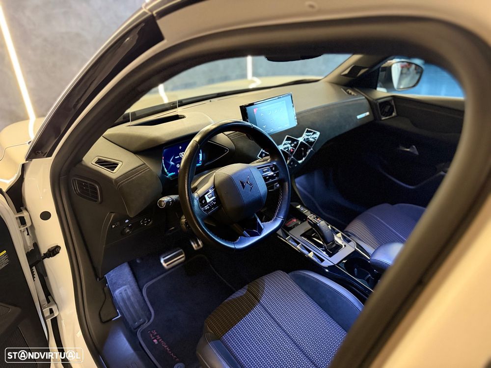 DS DS3 E-TENSE PERFORMANCE LINE + - 8