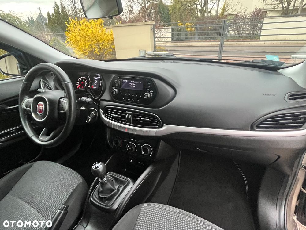 Fiat Tipo 1.4 16V Easy EU6d - 28