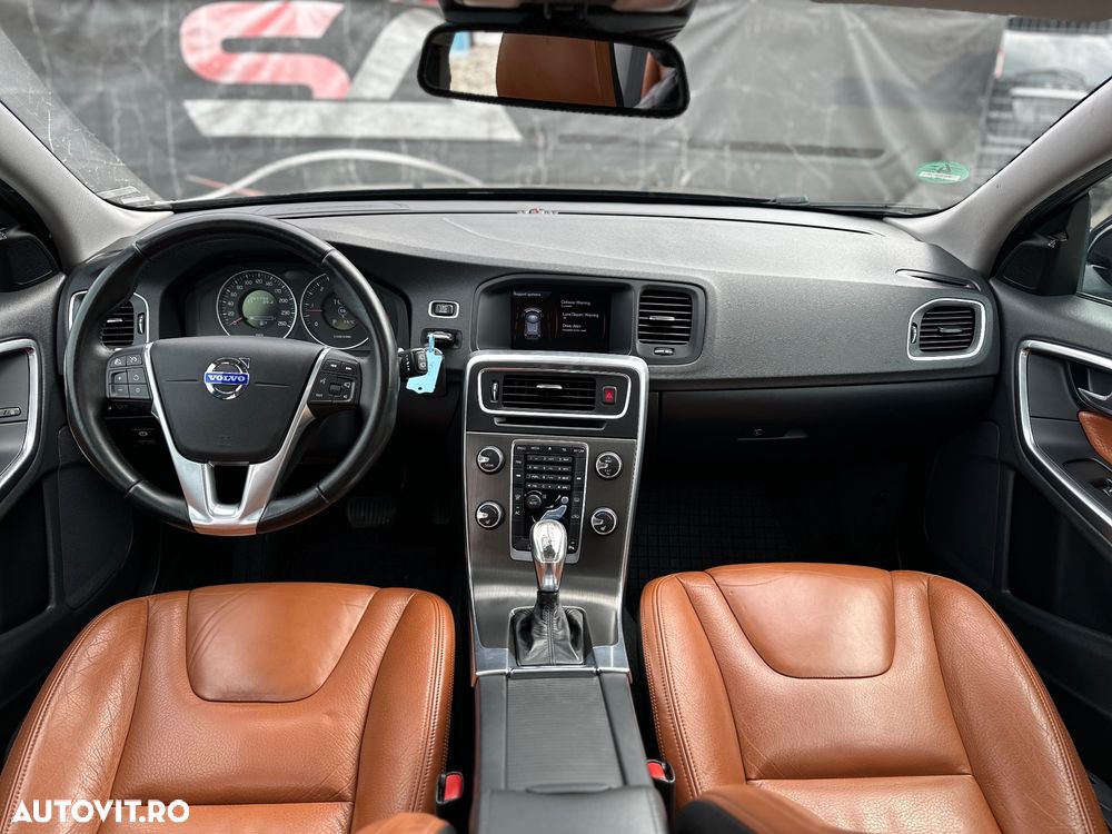 Volvo V60 D4 Geartronic Business Edition - 6