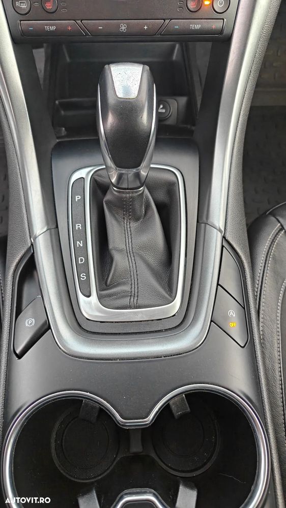 Ford Mondeo 2.0 TDCi Powershift - 25