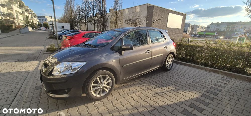Toyota Auris 1.6 VVT-i Luna MM - 2