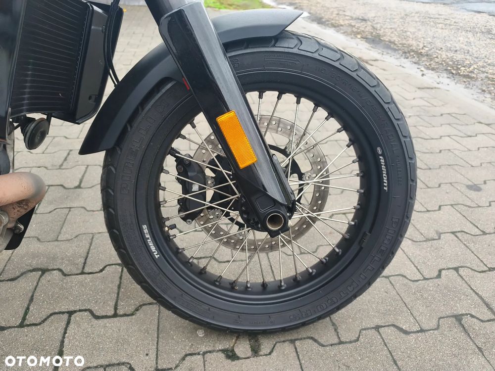 Husqvarna 701 - 16