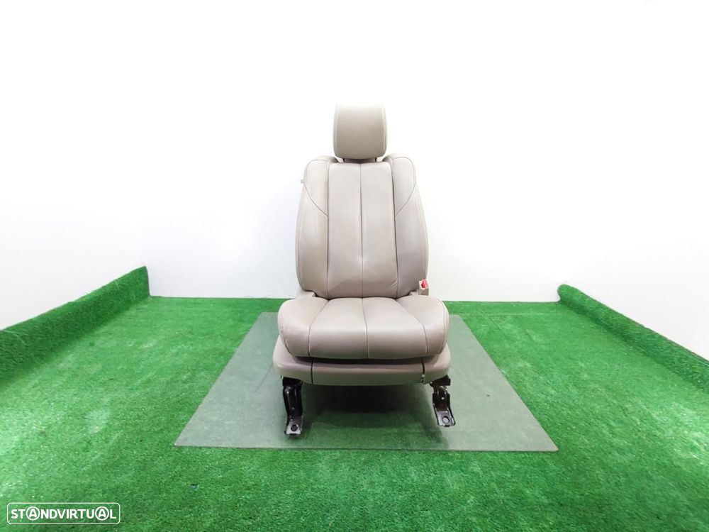 BANCO FRENTE DIREITO MAZDA CX-7 - 1