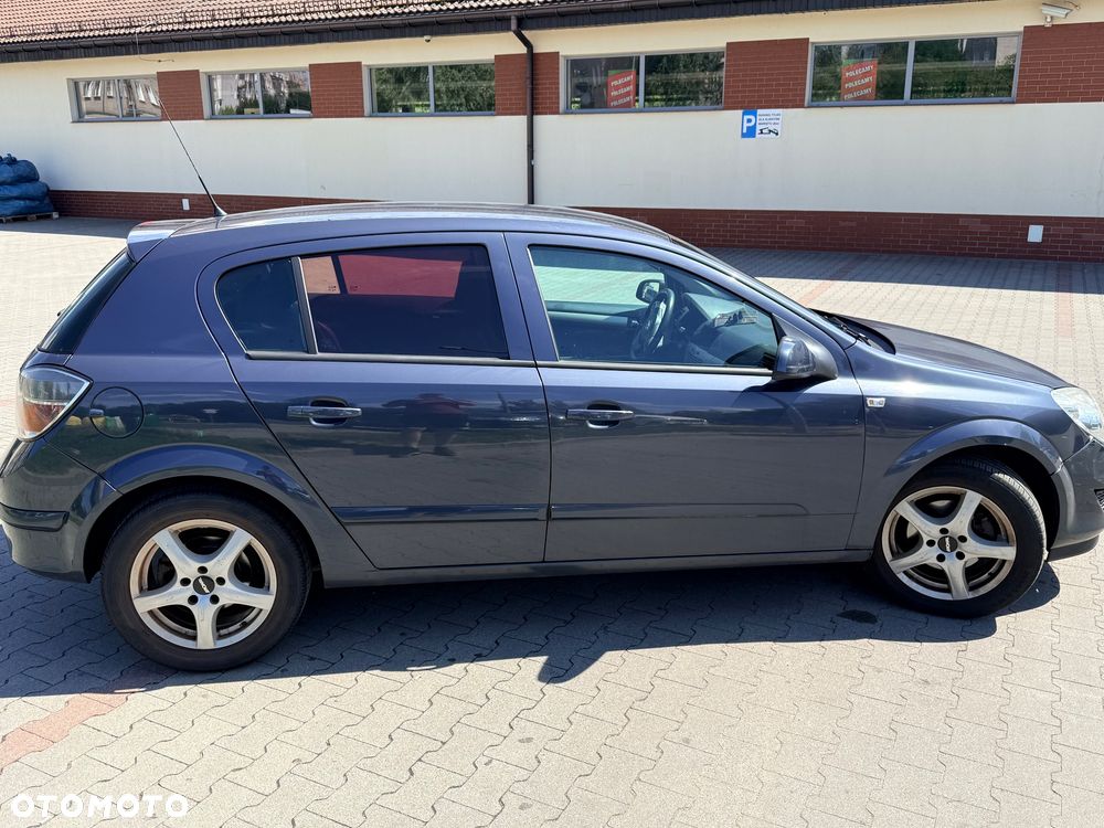 Opel Astra 1.6 Sport - 4