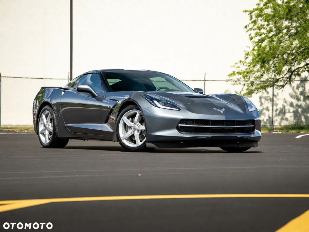 Chevrolet Corvette - 7