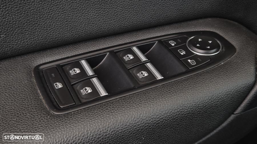 Renault Captur 1.0 TCe Exclusive Bi-Fuel - 22